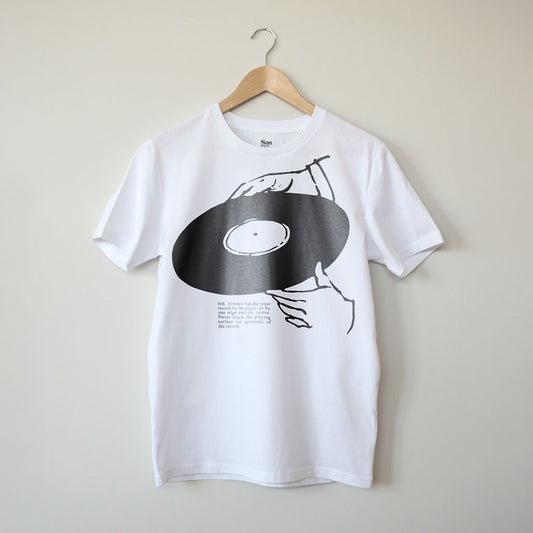 Handle with Care – Record DJ T-Shirt Beat-maker T-shirt record collector