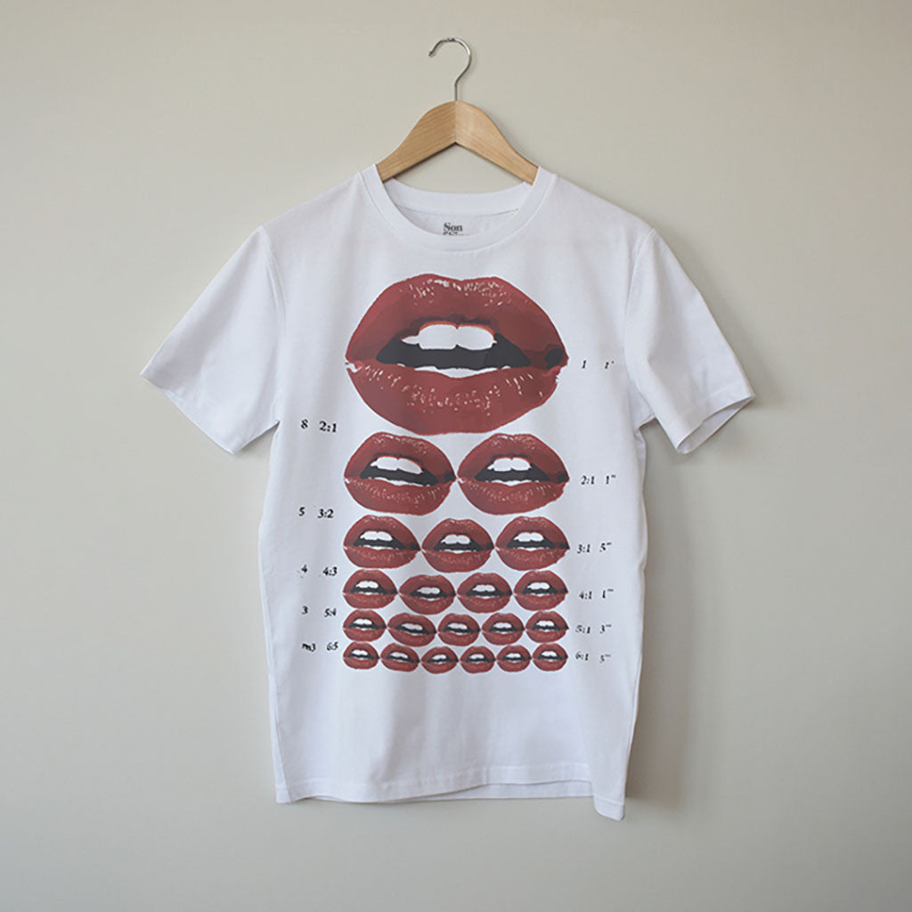 Hot Harmonic. Contemporary Techno Music T-Shirt for Electronic Music Festivals  – Vegan T-Shirt – PETA Approved and 100% organic cotton