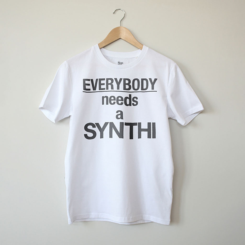 SYNTHI, White T-Shirt. Contemporary Eurorack T-Shirt for Electronic Music Festival T-Shirt – Vegan T-Shirt – PETA Approved and 100% organic cotton