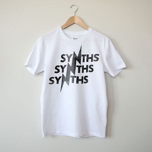 SYNTHS T-Shirt. Contemporary Eurorack T-Shirt for Electronic Music Festival T-Shirt – Vegan T-Shirt – PETA Approved and 100% organic cotton
